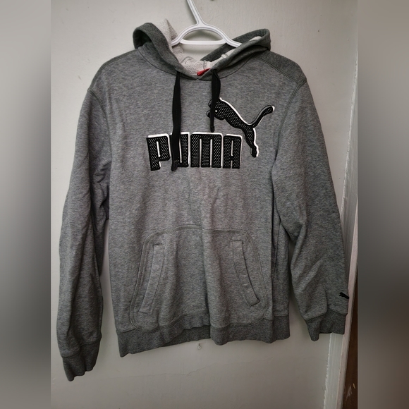 Puma sweater - Picture 1 of 3